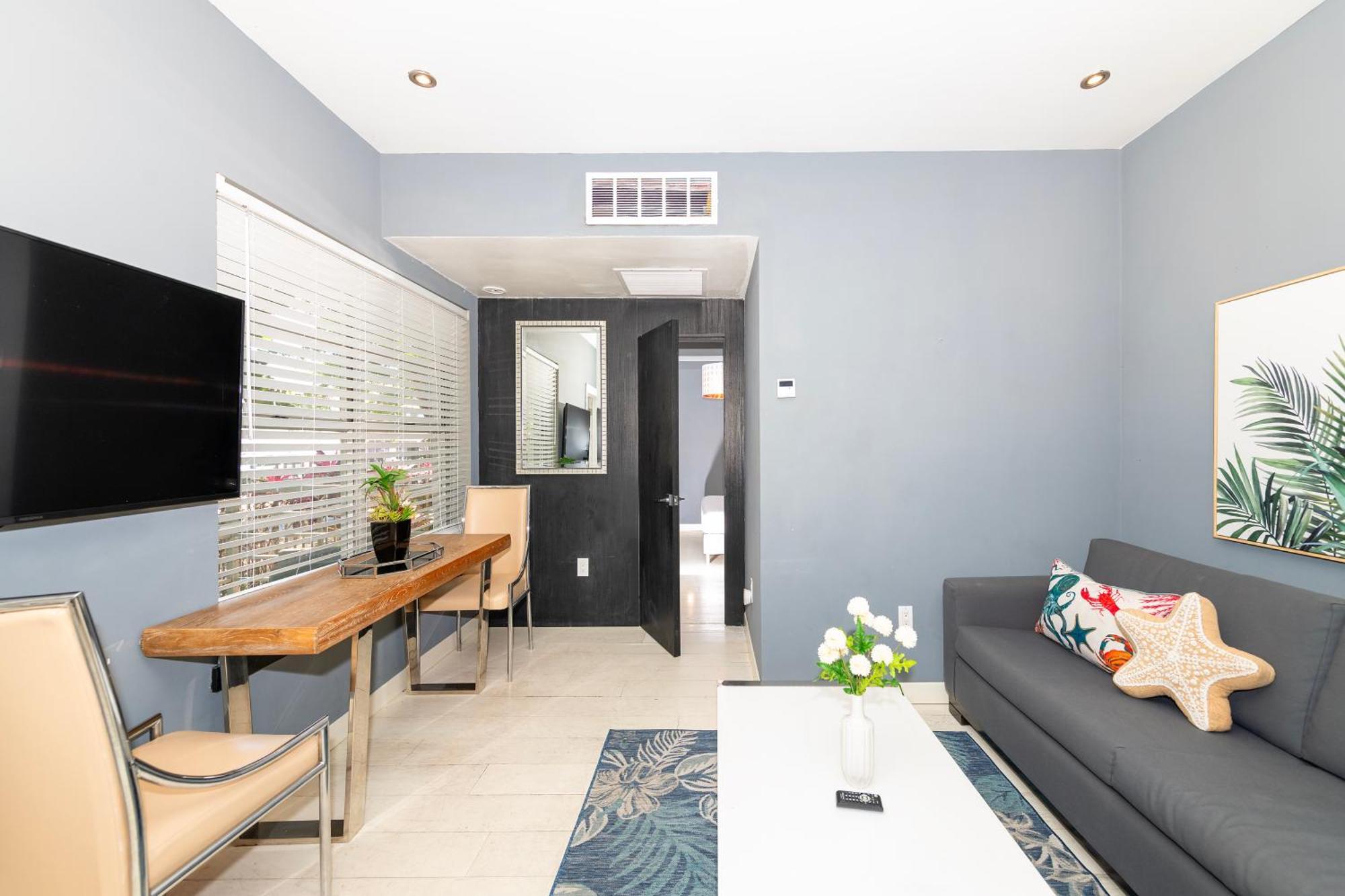 Sunny Days Apartments Маями Бийч Екстериор снимка