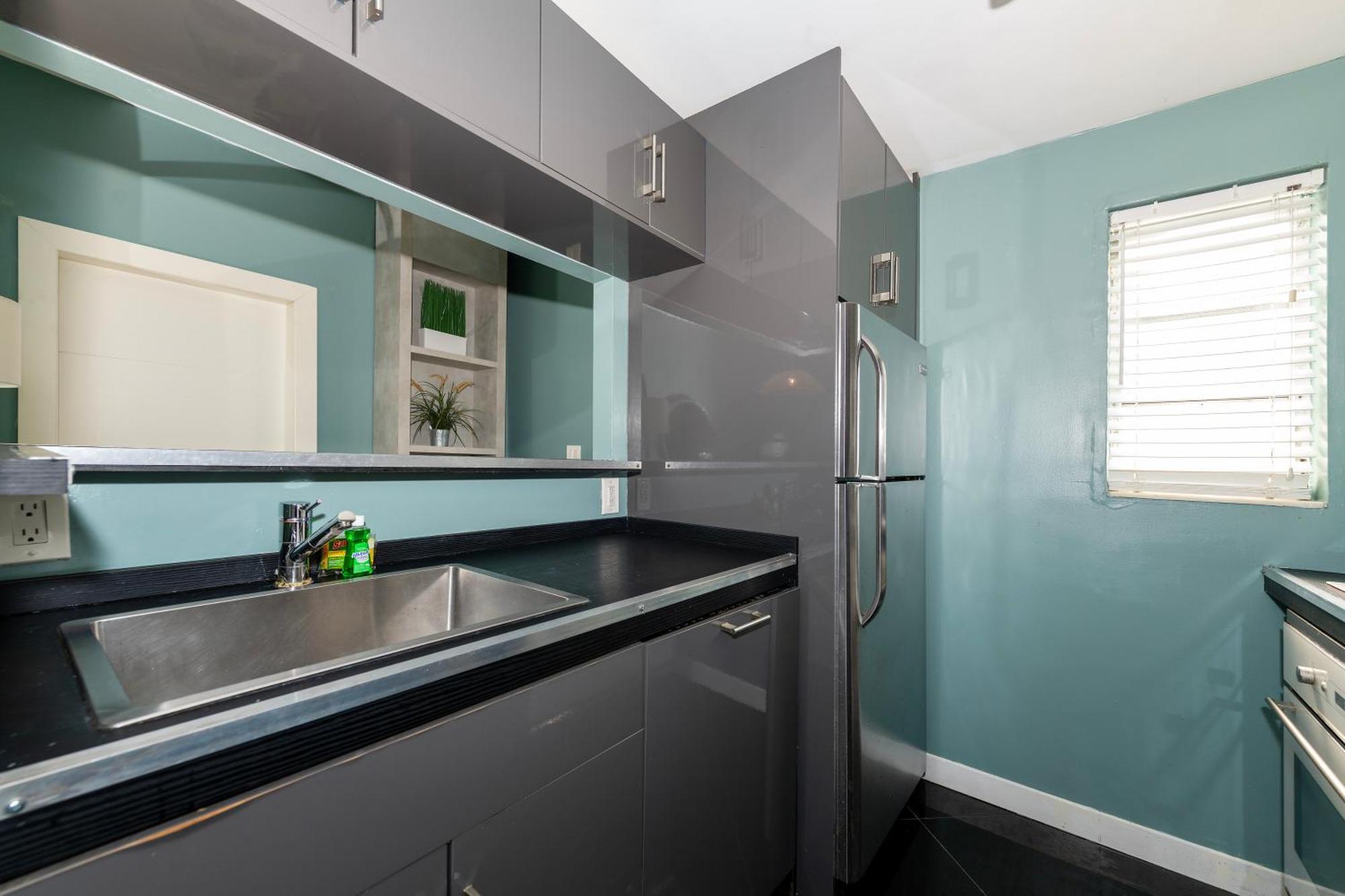 Sunny Days Apartments Маями Бийч Екстериор снимка