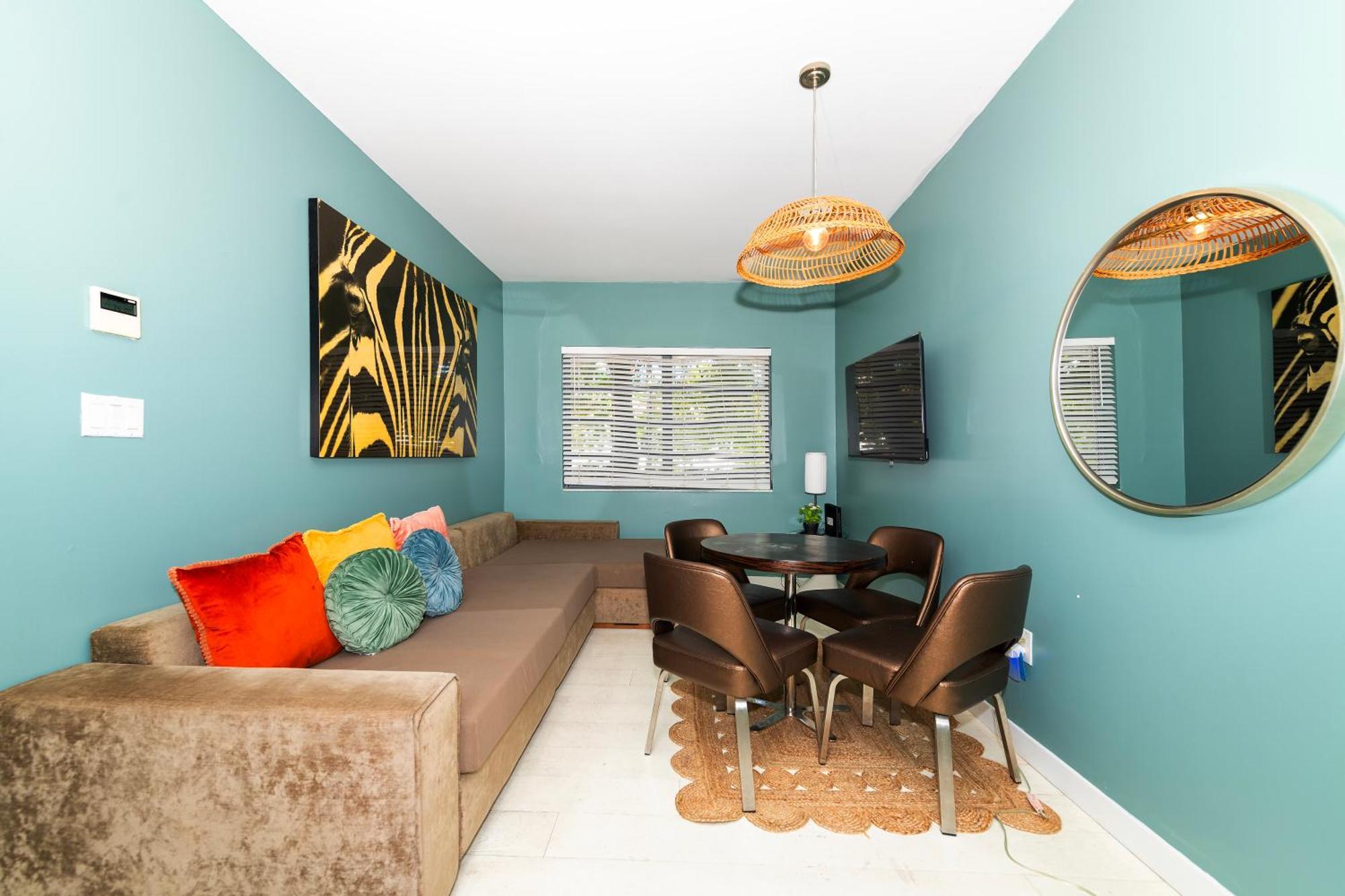 Sunny Days Apartments Маями Бийч Екстериор снимка