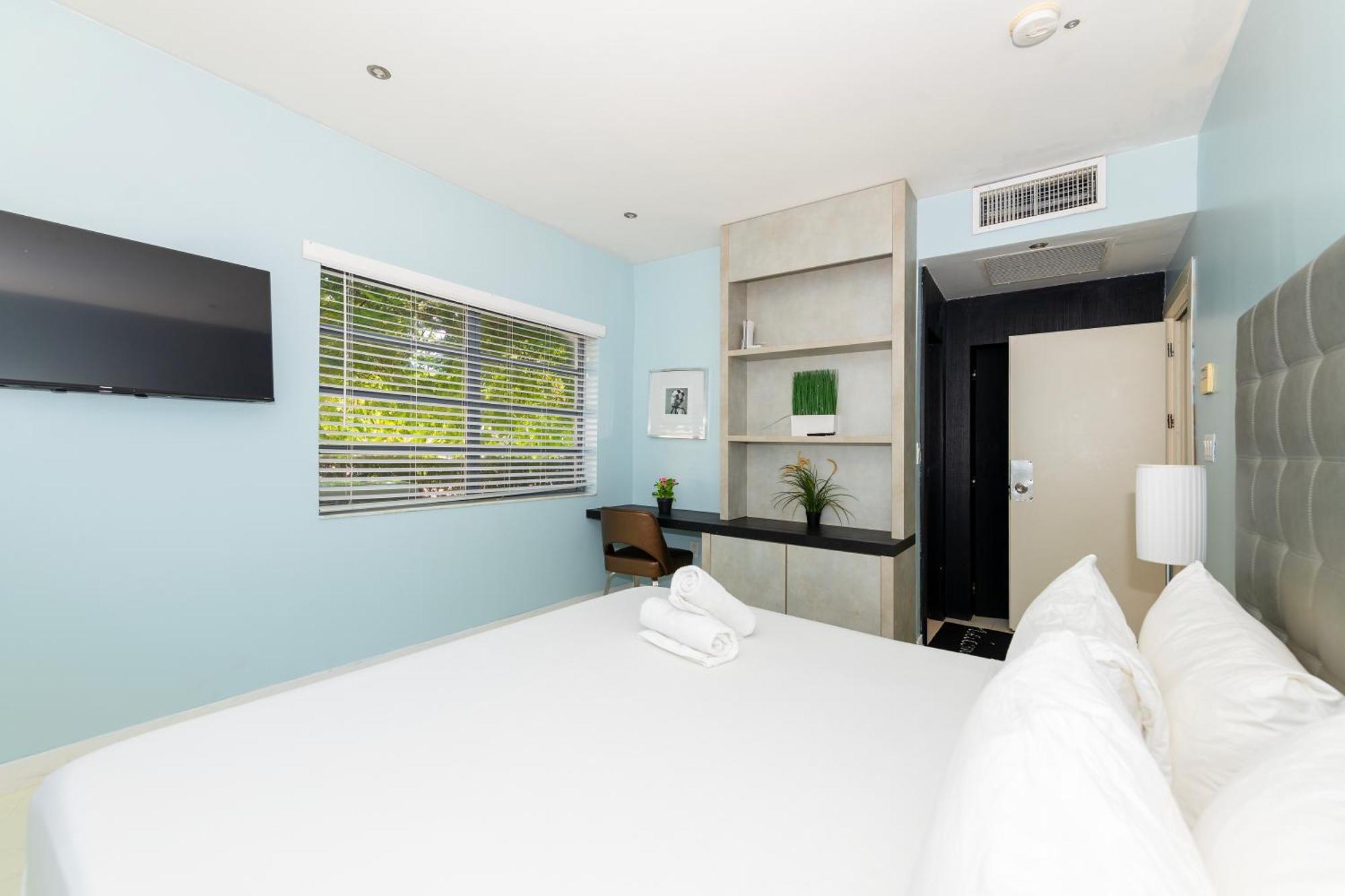 Sunny Days Apartments Маями Бийч Екстериор снимка